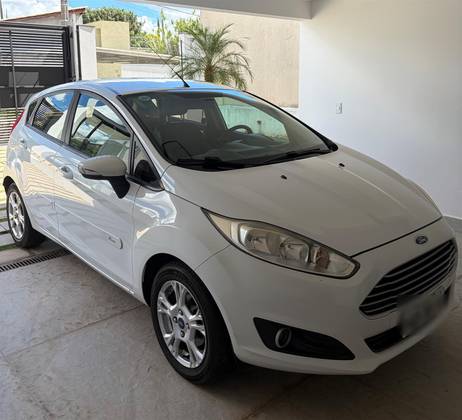 FORD FIESTA 1.6 SE HATCH 16V FLEX 4P POWERSHIFT